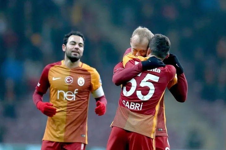 Galatasaray - Akhisar Belediyespor maçından kareler