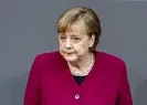 Angela Merkel kaç yaşında?