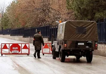 Darbecilerin ilk girişimi kozmik odaymış!