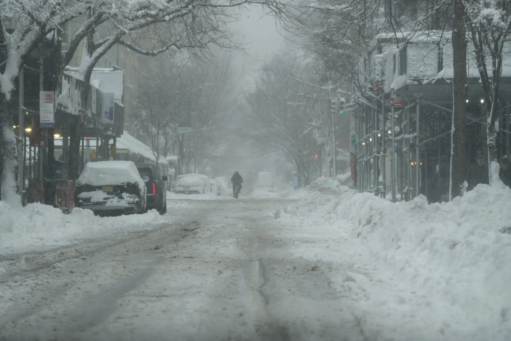 ABD'de kar fırtınası hayatı olumsuz etkiledi! Elektrikler kesildi uçuşlar iptal edildi