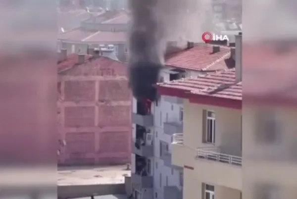 nigdede-yurekleri-agza-getiren-goruntuler-yanginda-balkondan-atlayan-kadini-havada-tuttugu-anlar-kamerada-1656509120923.jpg
