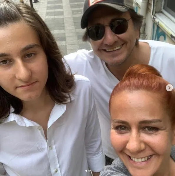 Demet Sener In Kizi Irem Kutluay In Son Hali Herkesi Sasirtti Boyunu Gecti