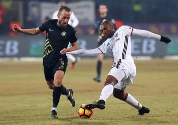 Babel, Beşiktaş kariyerine şanssız başladı
