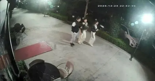 1703445434385.jpeg İstanbul’da kanlı pusu! Motosikletli saldırganlar 2 kişiyi öldürüp kaçtı - 2