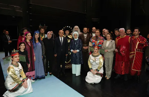 Başkan Erdoğan’ın eşi Emine Erdoğan Turandot operasını izledi