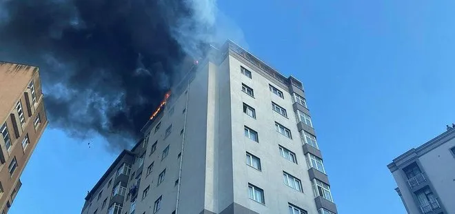 İstanbul Kağıthane’de yangın paniği! 12 katlı binanın çatısı alevler içinde