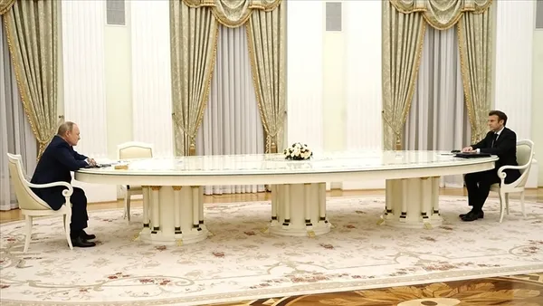 putin-ile-macron-ukrayna-meselesini-gorustu-1660924503115.jpg Putin ile Macron Ukrayna meselesini görüştü: Zaporijya Nükleer Santrali felakete yol açabilir - 1