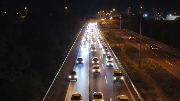 bayram-donusunde-duzceden-96-bin-711-arac-gecti-1712961591416.jpg Bayram dönüşünde Düzce’den 96 bin 711 araç geçti - 2