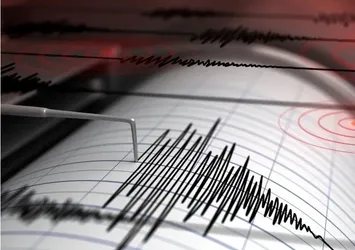 Hınıs'da deprem