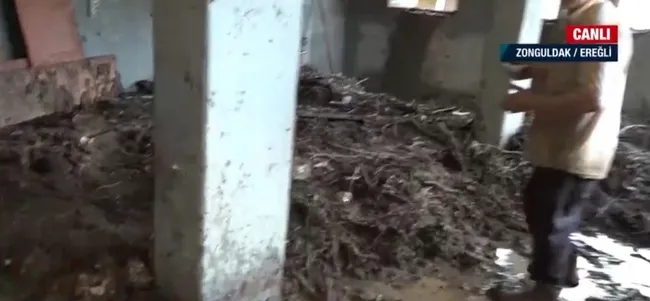 Zonguldak'ta selin yaraları sarılıyor! İnternet kafenin halini A Haber görüntüledi - 6