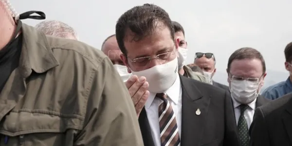 Fazilet durağından rahatsız olan CHP ve İYİ Partililer İBB Meclisi’ni terk etti!