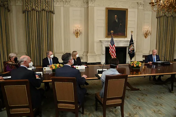 ABD artan elektrik fiyatlarına çözüm arıyor! Joe Biden elektrik şirketleri temsilcilerini topladı! Aylık 117 dolarlık fatura...