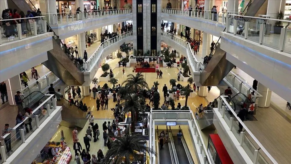 Koronavirüs tedbirleri kapsamında AVM'lerde yeni dönem başlıyor