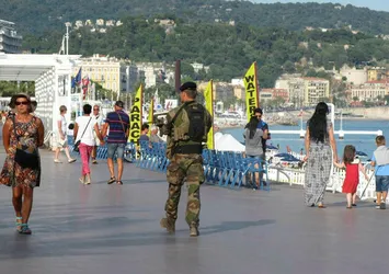 Fransa, OHAL'in yerine benzer yasa çıkartıyor