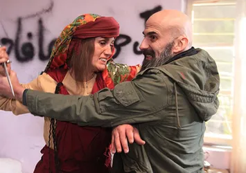 Tuğba Özay, Suriyeli oldu