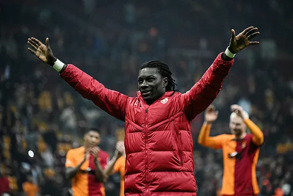 galatasarayda-bafetimbi-gomis-neden-oynamadi-okan-buruk-acikladi-bundan-sonra-galatasaray-formasi-giyip-oynama-1682279771157.jpg Galatasaray'da Bafetimbi Gomis neden oynamadı? Okan Buruk açıkladı: Bundan sonra Galatasaray forması giyip oynamak istemediğini söyledi - 2