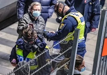 Koronavirüs mutasyon nedir | Dünyada panik büyüyor! Mutant virüs bir ülkeye daha sıçradı