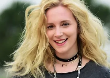 Aşk-ı Memnu'nun Pelin'i Hayal Köseoğlu yıllardır sakladığı hastalığını açıkladı