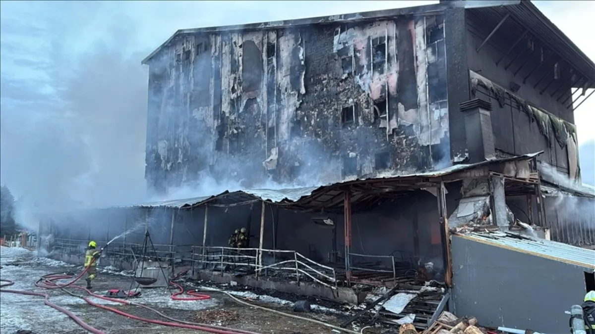 Bakan Tunç duyurdu! Uludağ'da meydana gelen otel yangınına ilişkin 4 kişi tutuklandı