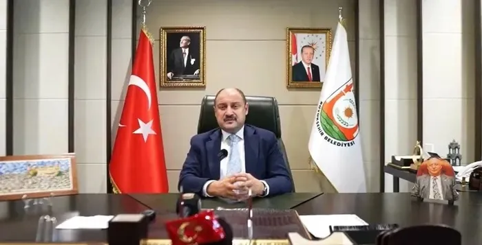 Yeniden Refah Partisi’nde istifa depremi! Şanlıurfa Belediye Başkanı Kasım Gülpınar partisinden ayrıldı