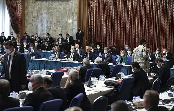 HDP'liler ''Kürt illeri'' provokasyonu yaptı AK Parti'den yanıt gecikmedi - 3