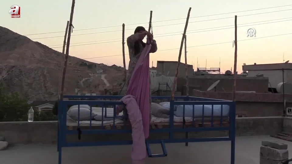 Sıcak havada dam palas keyfi