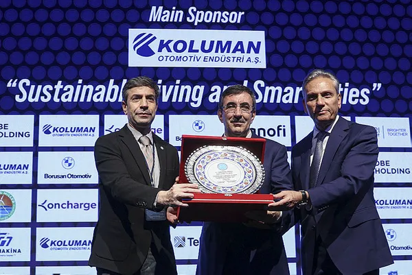 Son dakika: Cumhurbaşkanı Yardımcısı Cevdet Yılmaz’dan enflasyon açıklaması! Belirgin düşüş için tarih verdi