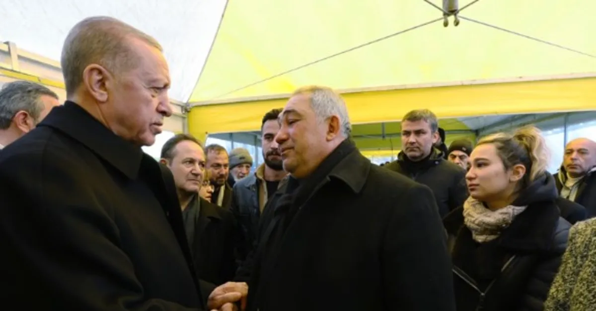 Başkan Erdoğan ve Devlet Bahçeli Gaziantep'te konteyner kentteki depremzedeleri ziyaret etti
