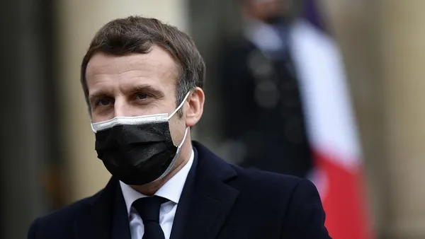1626464170766.jpg Fransa Cumhurbaşkanı Macron'a yönelik bir tepki daha: Kendinden utanmalısın sen bir ateistsin - 2