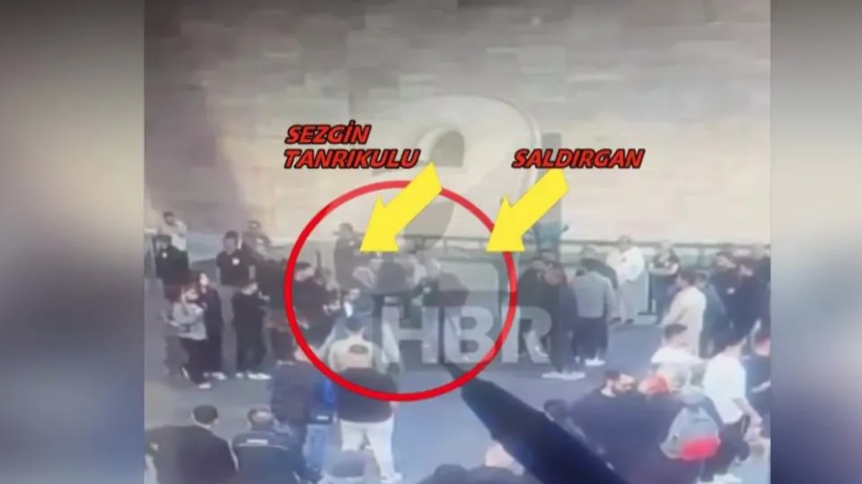 Saldırı öncesi görüntüleri ortaya çıktı! Neden CHP’li Tanrıkulu ile tokalaştı?