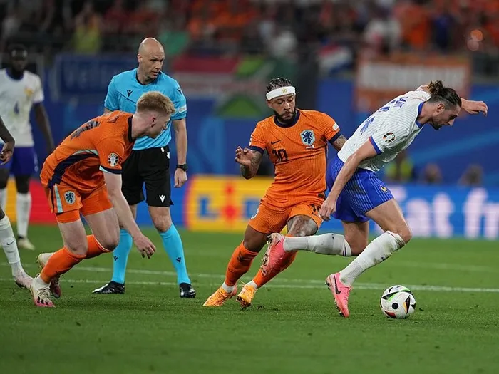 Dev maçta gol sesi çıkmadı! Hollanda-Fransa mücadelesinde pozisyon çok kazanan yok