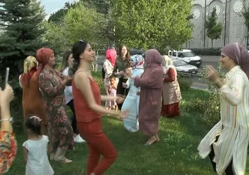 Otobanda davullu zurnalı düğün!