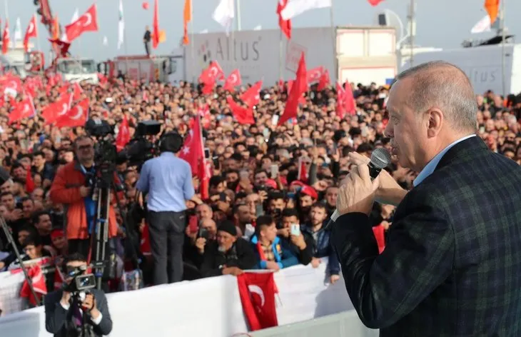 Başkan Erdoğan kurdeleyi kesip otomobille yolu test etti! Kuzey Marmara Otoyolu Kınalı-Odayeri Kesimi açıldı...