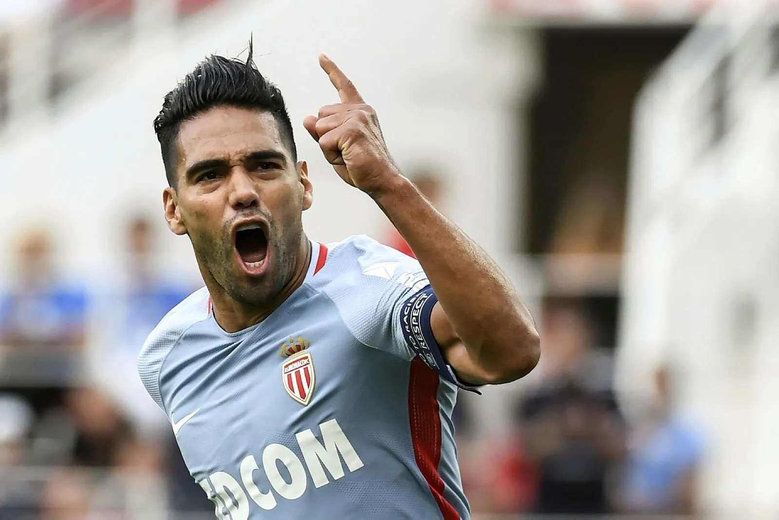 Falcao Lyon Maci Kadrosuna Alinmadi