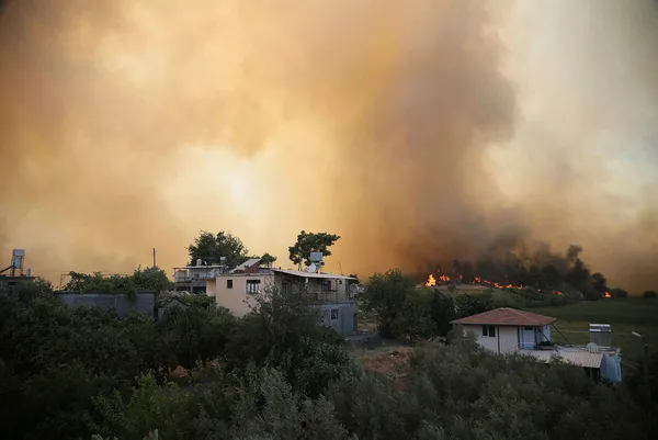 Tarım ve Orman Bakanı Bekir Pakdemirli’den Antalya Manavgat’ta çıkan yangına ilişkin son dakika açıklamaları