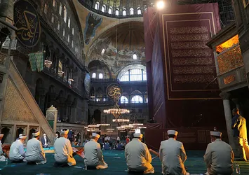 Ayasofya Camii güvenli ellere emanet