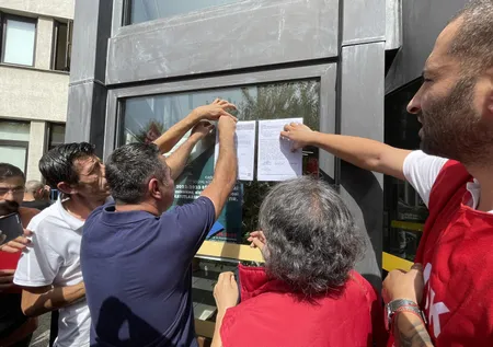 CHP'li Kadıköy Belediyesinde grev kararı! Hakkını alamayan işçiler ayaklandı