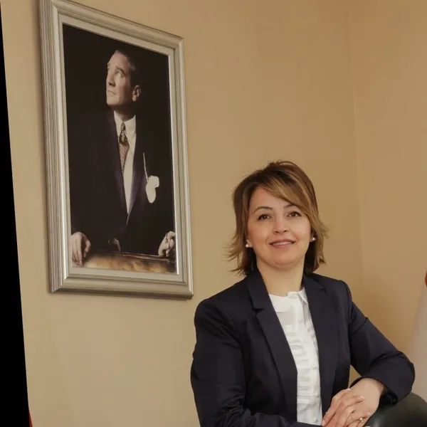 CHP kurultayında PM ve YDK seçiminde Özgür Özel ile Ekrem İmamoğlu arasında büyük pazarlık! Parti Meclisi hangi isimlerden oluşacak?