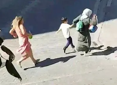 esenyurtta-basortululere-saldiri-iddiasinda-yeni-gelisme-1694623121266.jpeg Esenyurt'ta başörtülülere saldırı iddiasında yeni gelişme - 1
