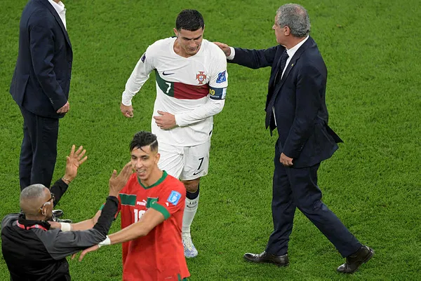 Cristiano Ronaldo’yu yedek bırakmıştı | Fernando Santos Portekiz Milli Takımı’nı bıraktı | İşte yerine konuşulan BOMBA isim