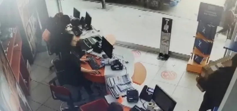 Kargo teslimat kodunu paylaştı olanlar oldu! 100 bin liralık bilgisayarı böyle çalındı