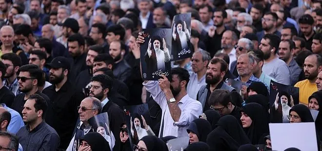 Helikopter kazasında ölen Reisi için Tahran’da matem töreni! Cami kubbesine siyah matem bayrağı çekildi