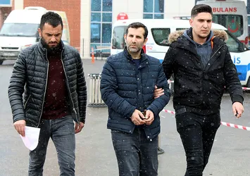 Firari FETÖ'cü sahte pasaportla kaçarken yakalandı