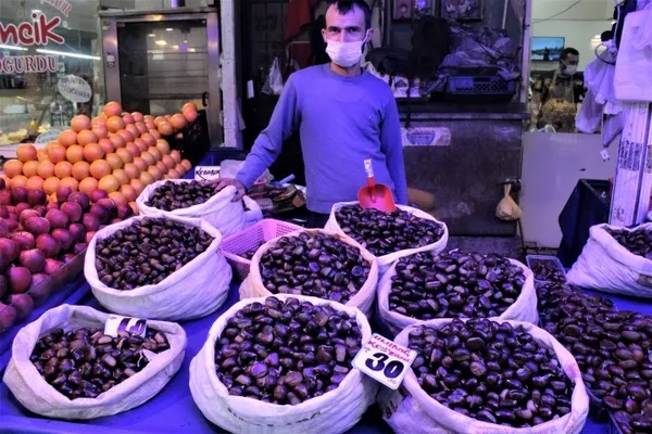 Hastalık vurdu ihracat da patlayınca fiyatı altınla yarışmaya başladı | Kestanenin tanesi 1 lirada satılıyor - 2