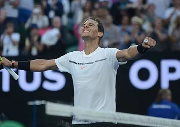 Nadal çeyrek finale yükseldi
