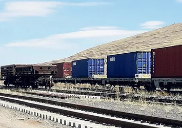 Çin'e giden Türkiye'nin ilk ihracat treni Kazakistan'da