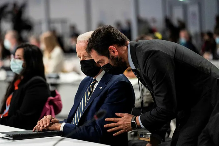 ABD Başkanı Joe Biden Glasgow’da 30 saniye uyudu! İşte o anlar...