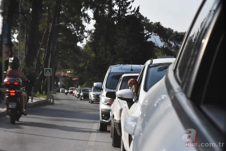 Muğla’nın turistik ilçelerinde bayram trafiği yoğunluğu yaşanıyor