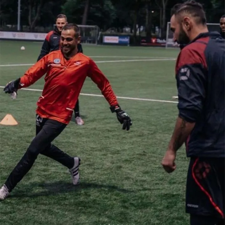 Erkan Kolçak Köstendil futbolcu oldu! Sözleşme imzaladı