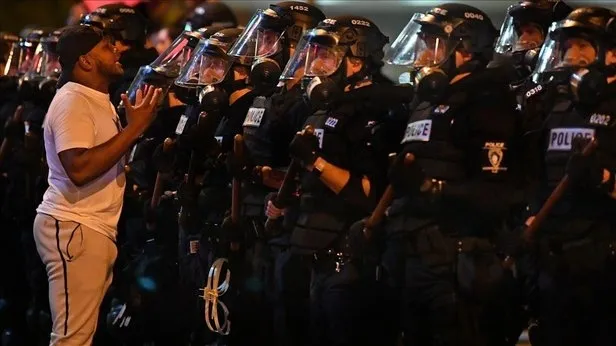 Beyaz Saray’dan George Floyd gösterilerine karşı İsyan Yasası açıklaması: Trump gerekli görürse kullanır